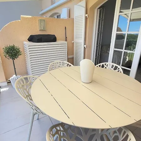 Duplex Vue Bord De Dernier Etage * Gassin