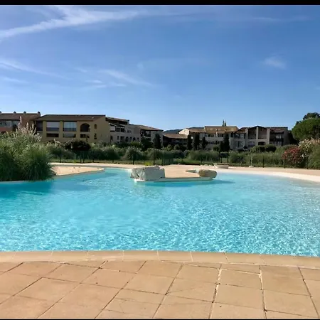 Duplex Vue Bord De Dernier Etage * Gassin