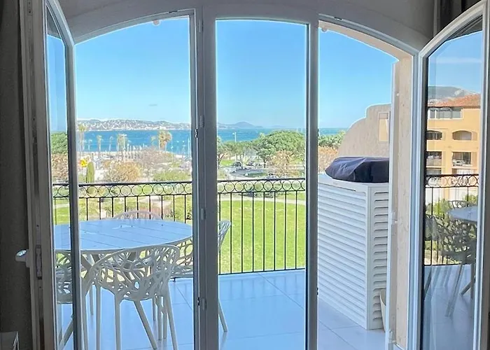 Duplex Vue Bord De Dernier Etage Gassin